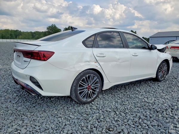 2022 KIA FORTE GT