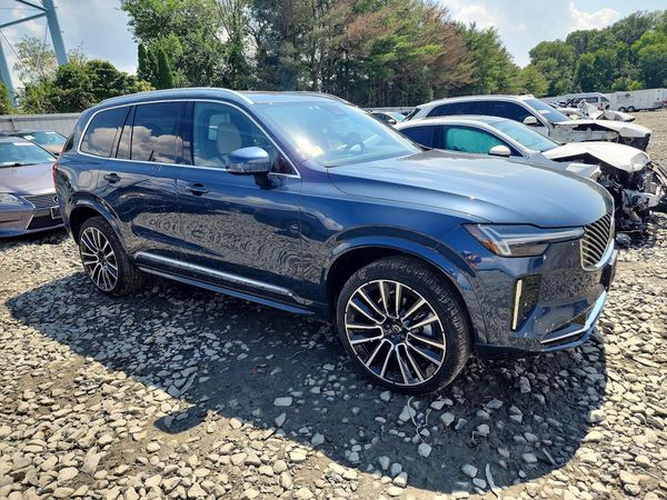2026 VOLVO XC90