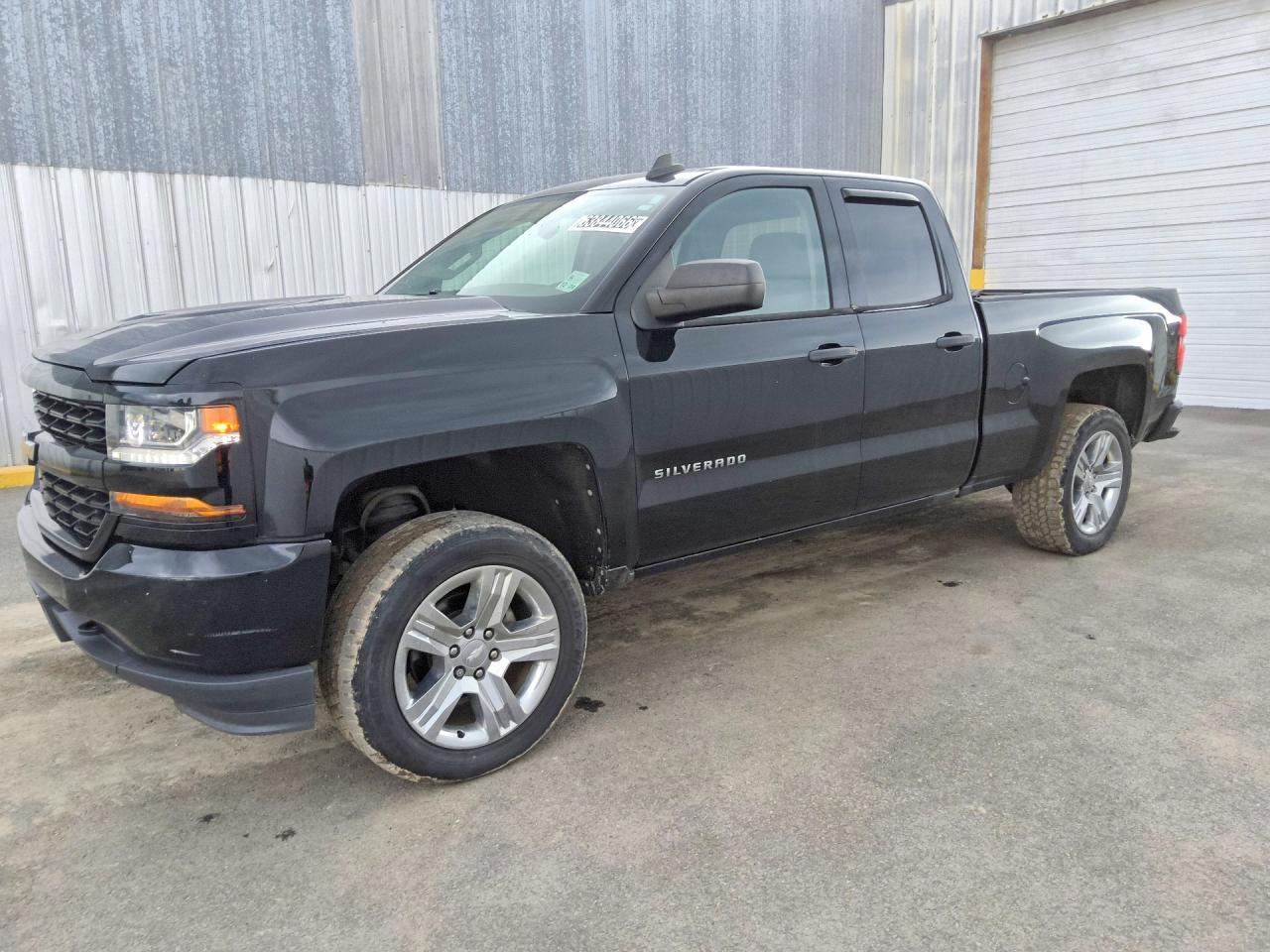 2018 CHEVROLET SILVERADO Custom