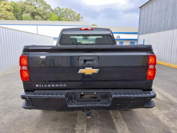 2018 CHEVROLET SILVERADO Custom