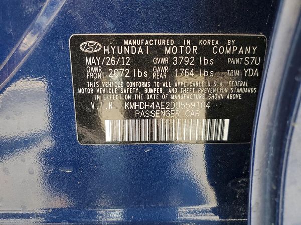 2013 HYUNDAI ELANTRA