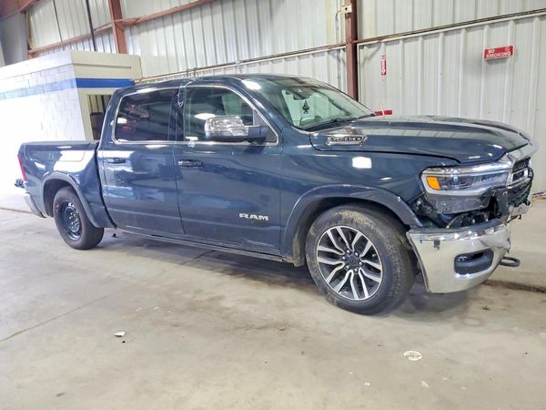 2026 RAM 1500 LIMITED CREW CAB 4X4