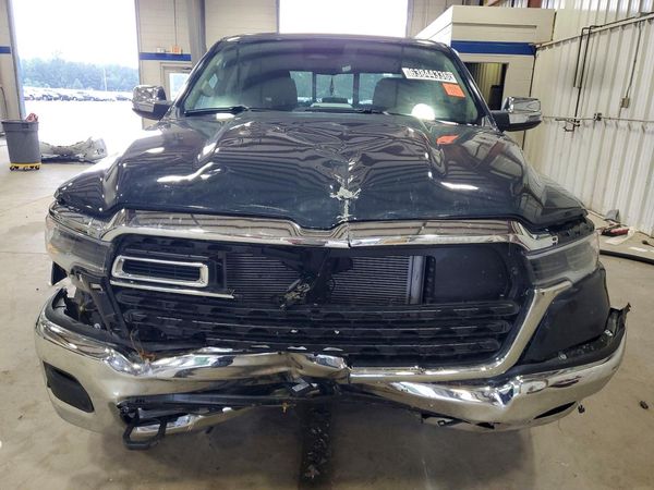 2026 RAM 1500 LIMITED CREW CAB 4X4