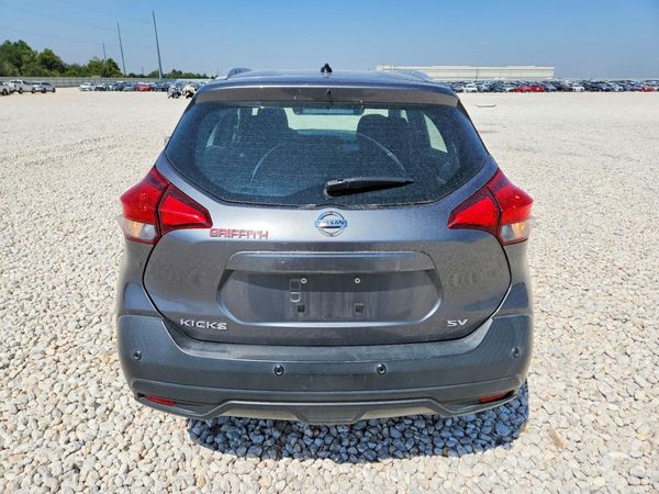 2020 NISSAN KICKS