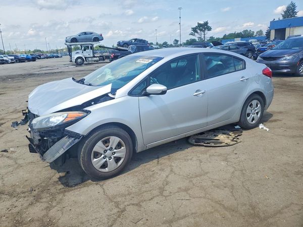 2016 KIA FORTE GL (Middle-Low Grade)