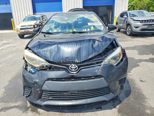 2015 TOYOTA COROLLA