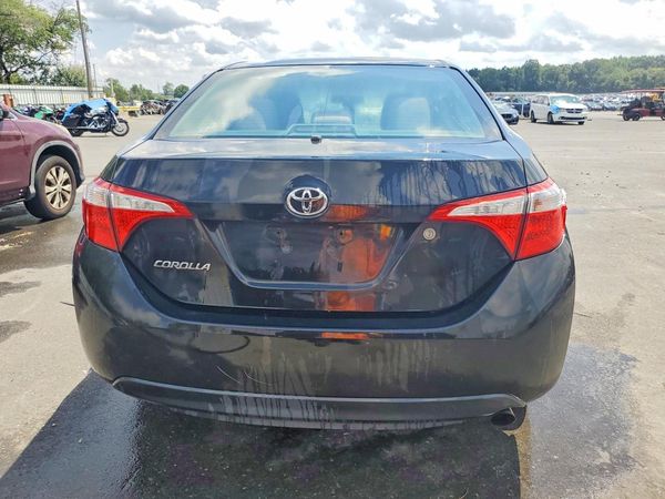 2015 TOYOTA COROLLA