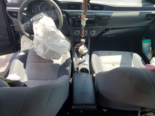 2015 TOYOTA COROLLA