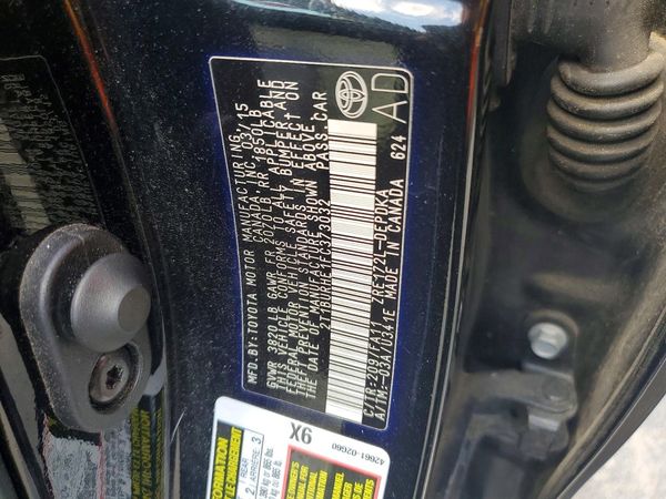 2015 TOYOTA COROLLA