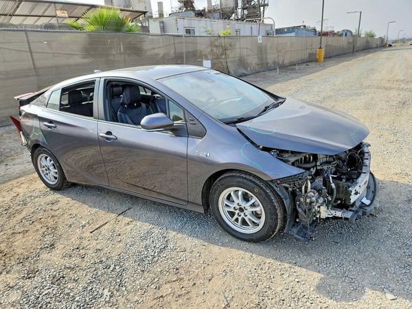 2022 TOYOTA PRIUS