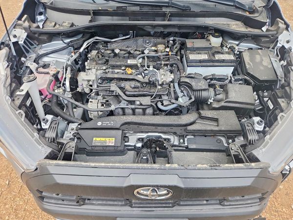2026 TOYOTA COROLLA CROSS L — Engine bay