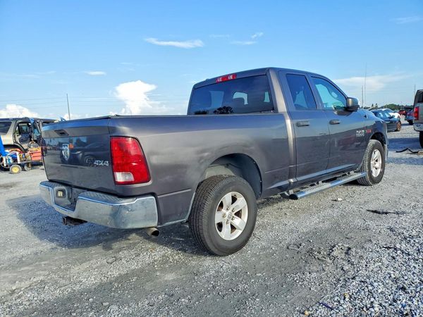 2014 RAM 1500 ST