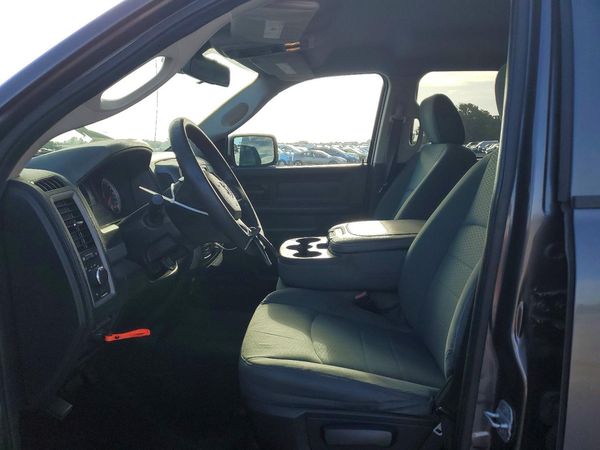2014 RAM 1500 ST