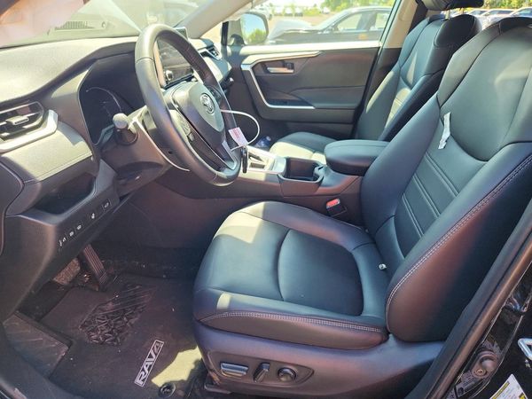 2025 TOYOTA RAV4