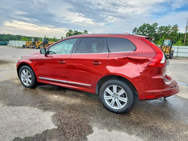 2017 VOLVO XC60 Inscription