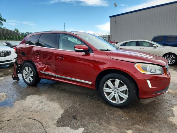 2017 VOLVO XC60 Inscription