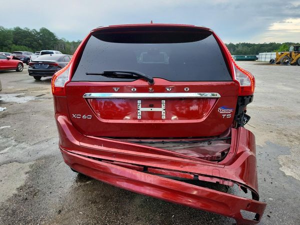 2017 VOLVO XC60 Inscription
