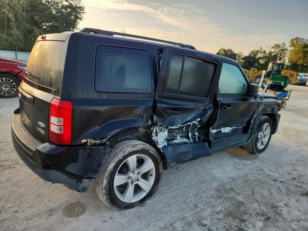 2016 JEEP PATRIOT Latitude