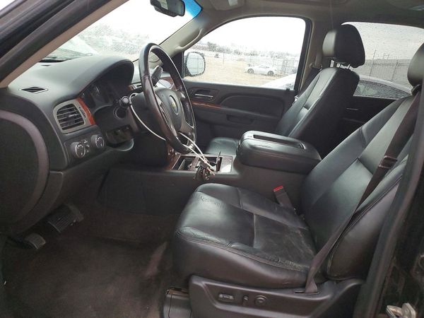 2013 CHEVROLET TAHOE LTZ — DENT