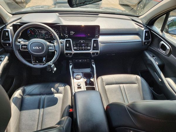 2023 KIA SORENTO