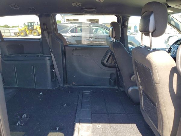 2015 DODGE GRAND CARAVAN SE