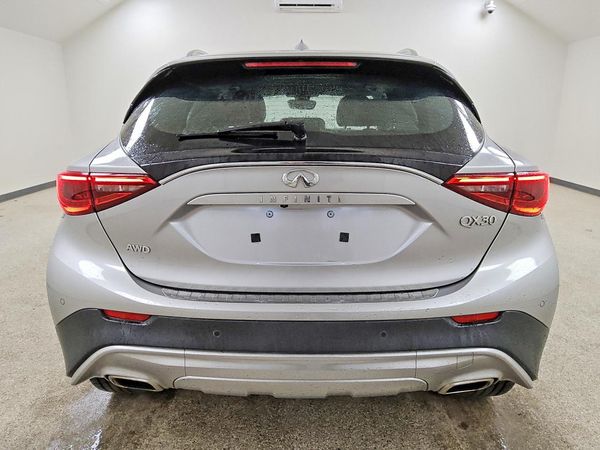 2018 INFINITI QX30 — DIRR