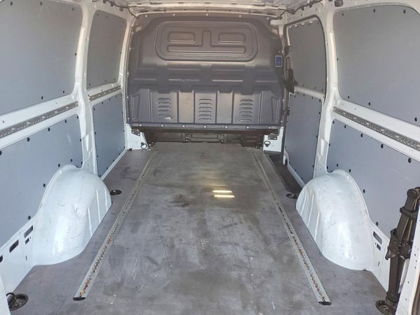 2018 MERCEDES-BENZ METRIS