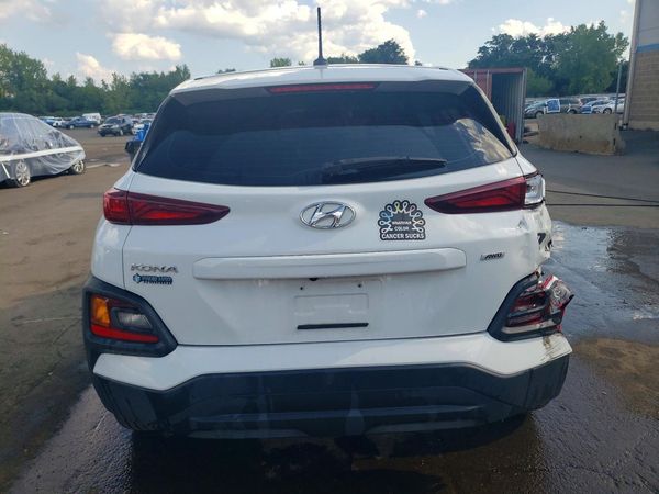 2021 HYUNDAI KONA SE