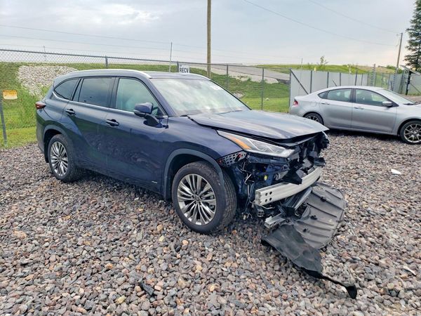2026 TOYOTA HIGHLANDER Platinum — Passenger 3/4