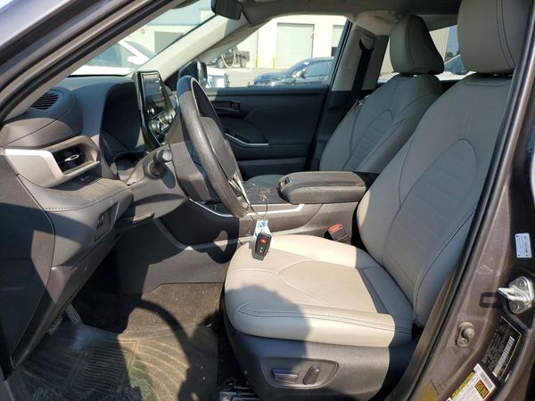 2023 TOYOTA HIGHLANDER
