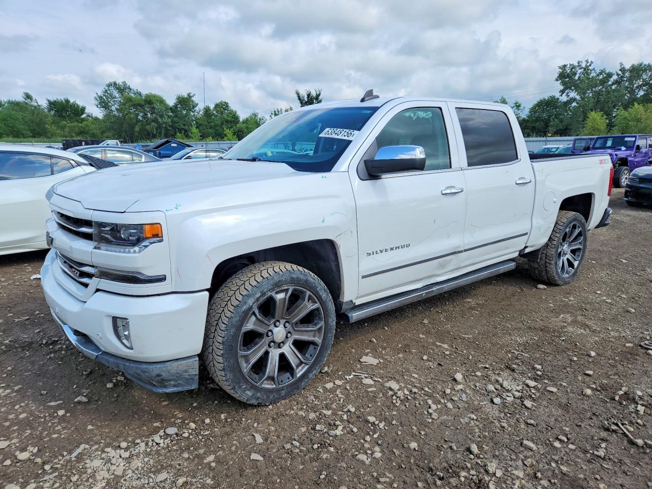 2017 CHEVROLET SILVERADO LTZ — Front 3/4