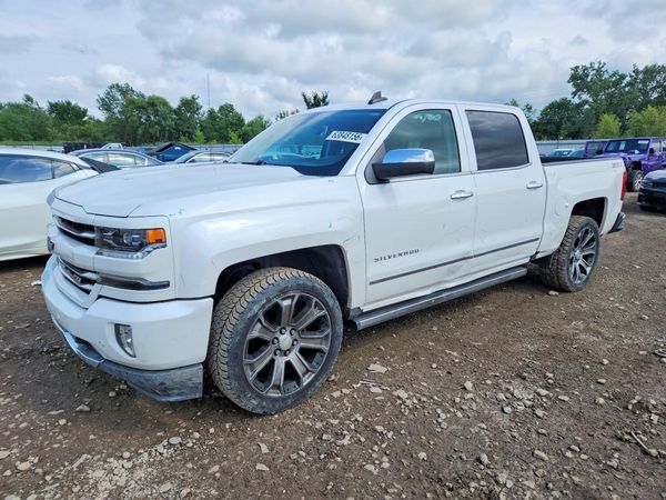 2017 CHEVROLET SILVERADO — DSFA — Front 3/4
