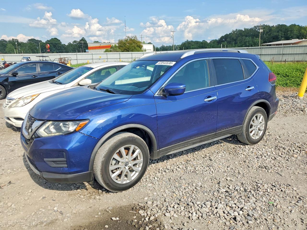 2019 NISSAN ROGUE — Front 3/4