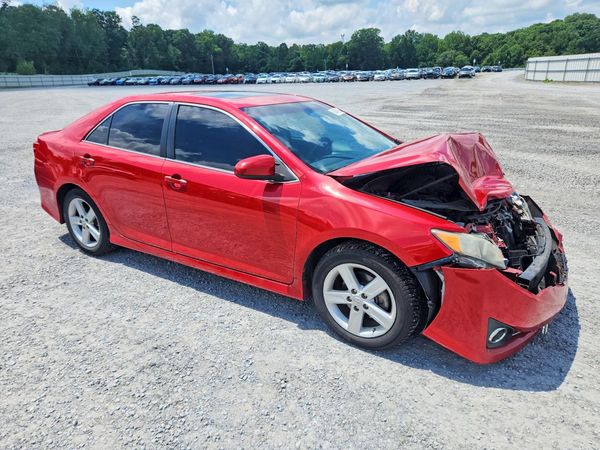 2012 TOYOTA CAMRY