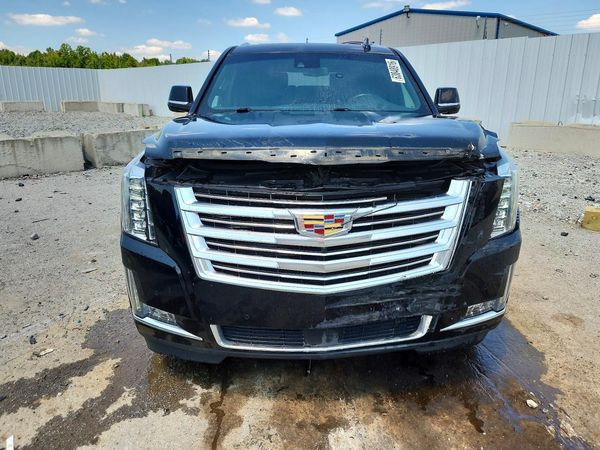2018 CADILLAC ESCALADE