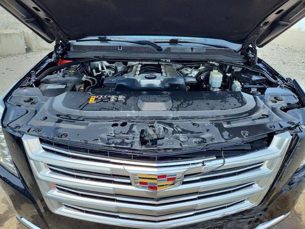 2018 CADILLAC ESCALADE
