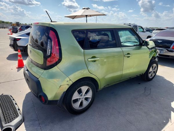 2015 KIA SOUL