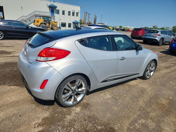 2013 HYUNDAI VELOSTER