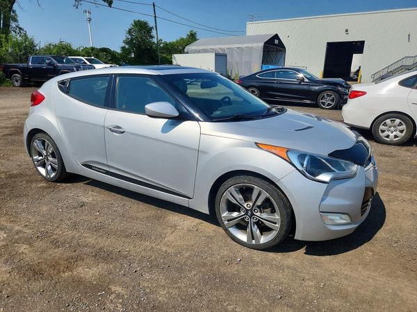 2013 HYUNDAI VELOSTER