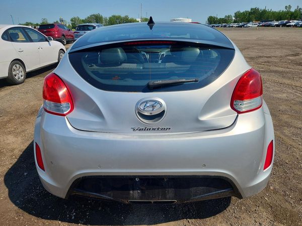 2013 HYUNDAI VELOSTER