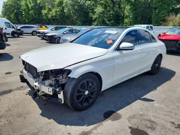 2016 MERCEDES-BENZ C C300
