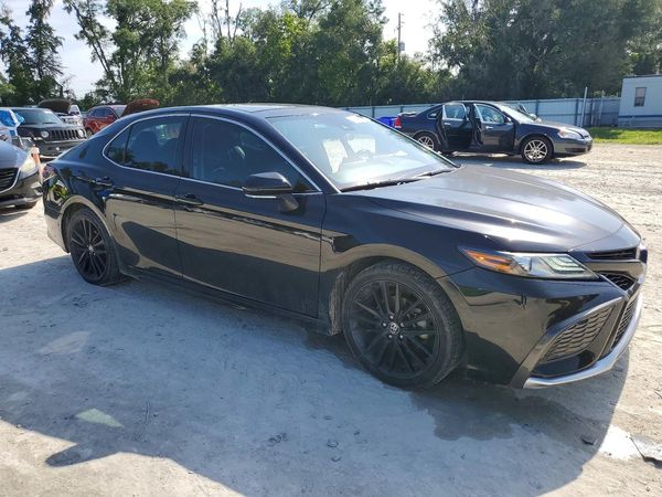 2021 TOYOTA CAMRY