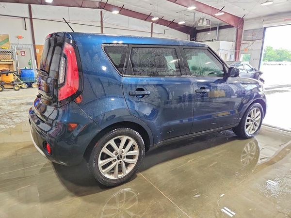 2019 KIA SOUL