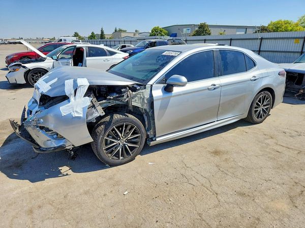 2023 TOYOTA CAMRY