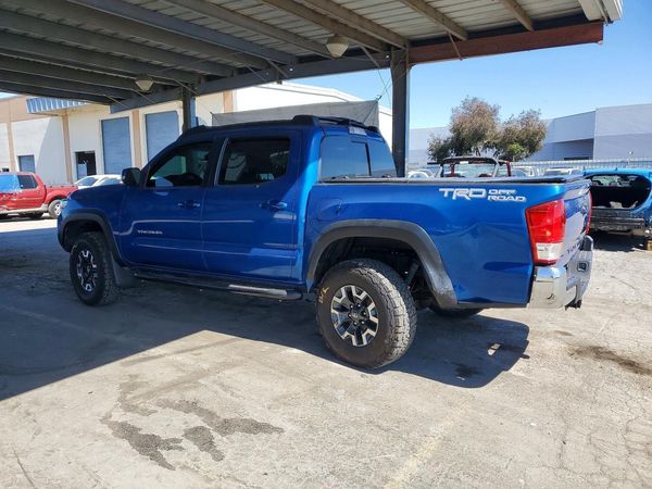 2017 TOYOTA TACOMA