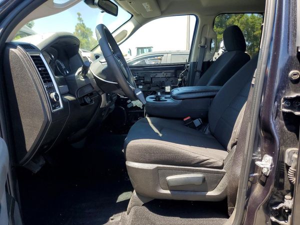 2019 RAM 1500 CLASSIC SLT