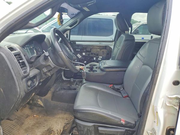 2024 RAM 3500 TRADESMAN CREW CAB 4X4