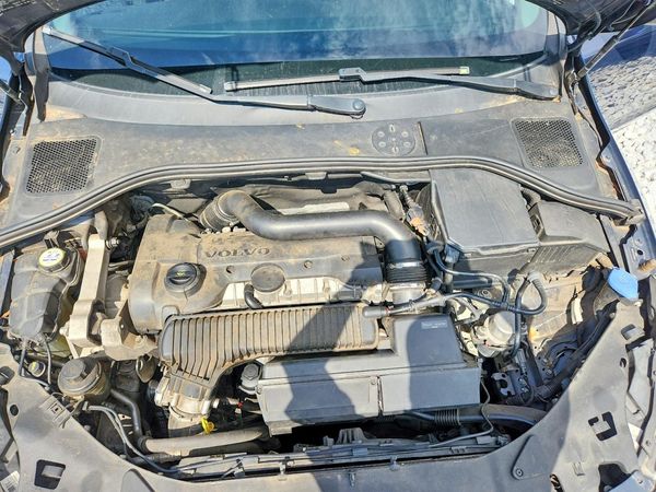 2012 VOLVO S60