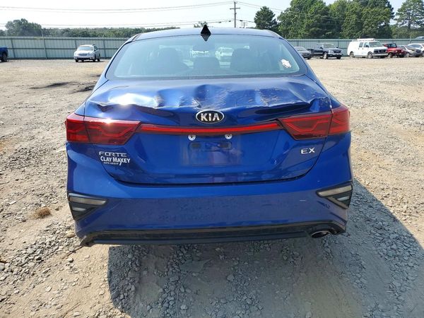 2021 KIA FORTE EX