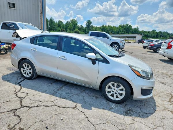 2017 KIA RIO